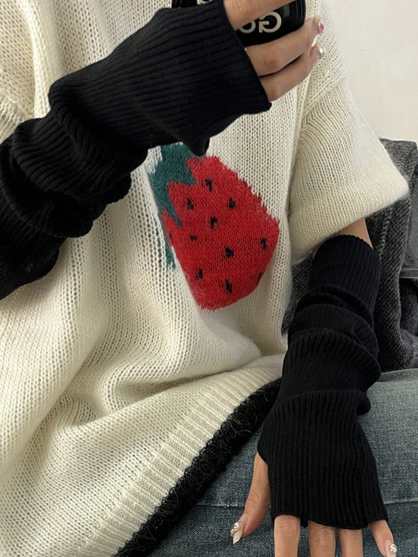 Black Fingerless Knitted Glove - огляд і ціна Fingerless Glove Knit