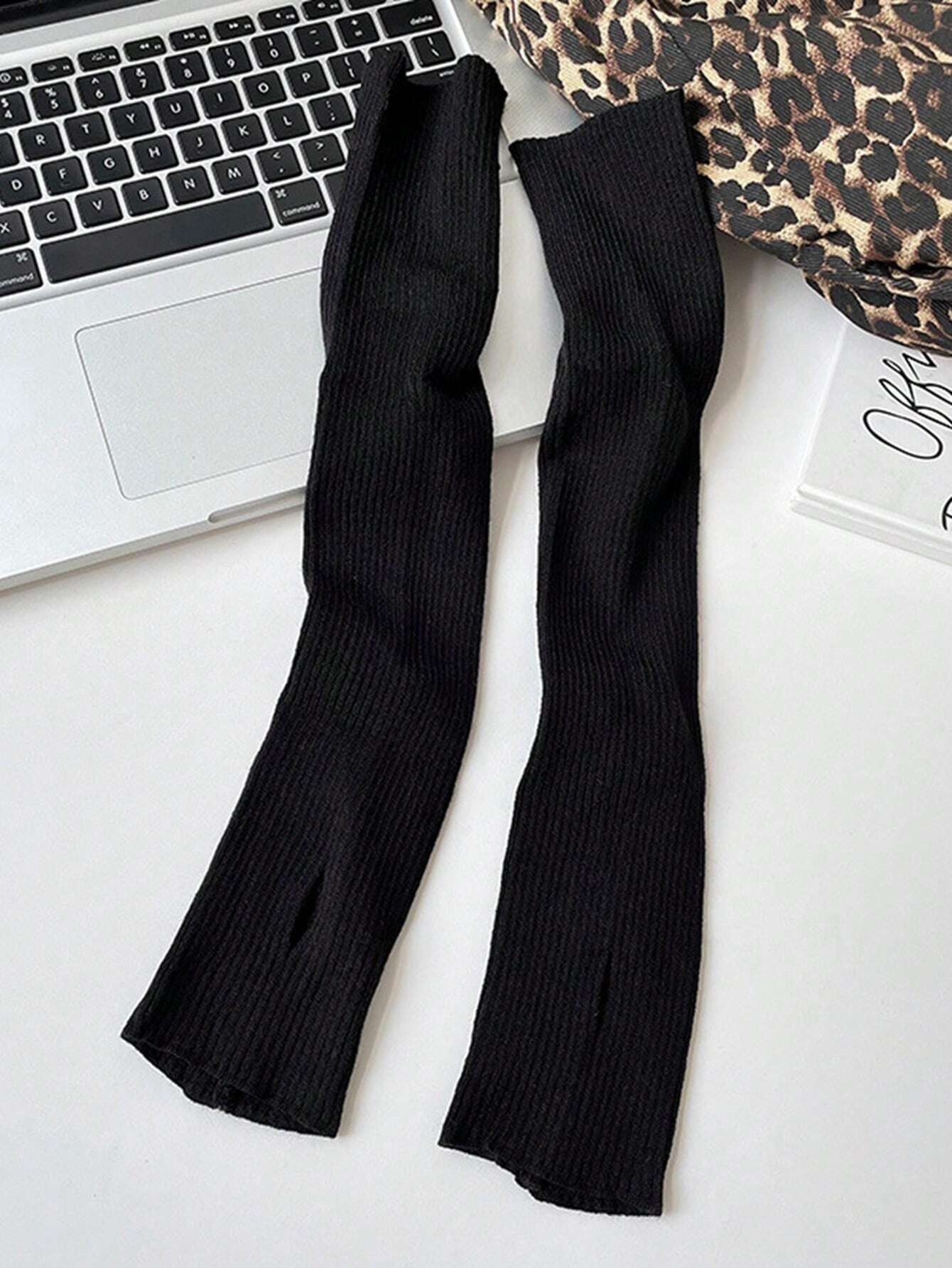 Black Fingerless Knitted Glove - огляд і ціна Fingerless Glove Knit